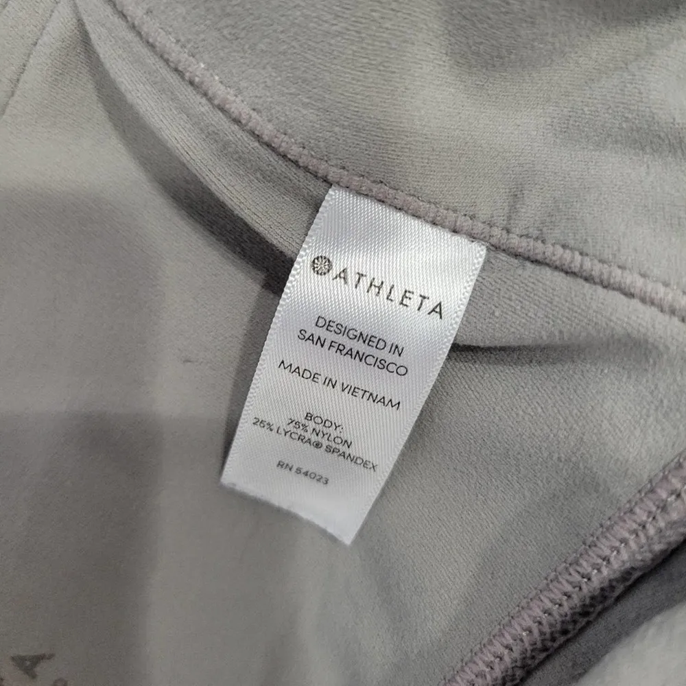 Athleta High-Rise Side Pockets Leggings Laser Cutout Details in Gray Size Small - Image 11