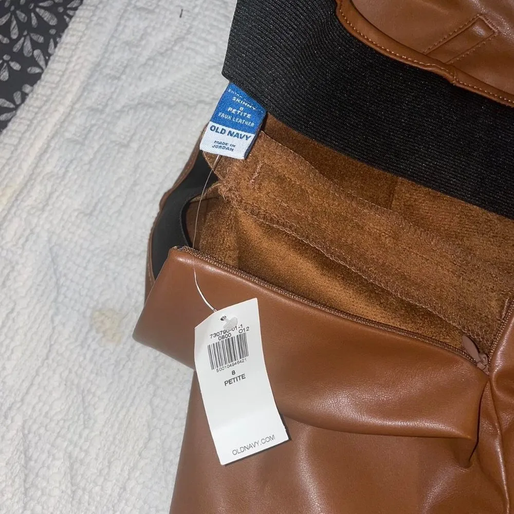 Extra High-Waisted Faux Leather Pants - Image 5