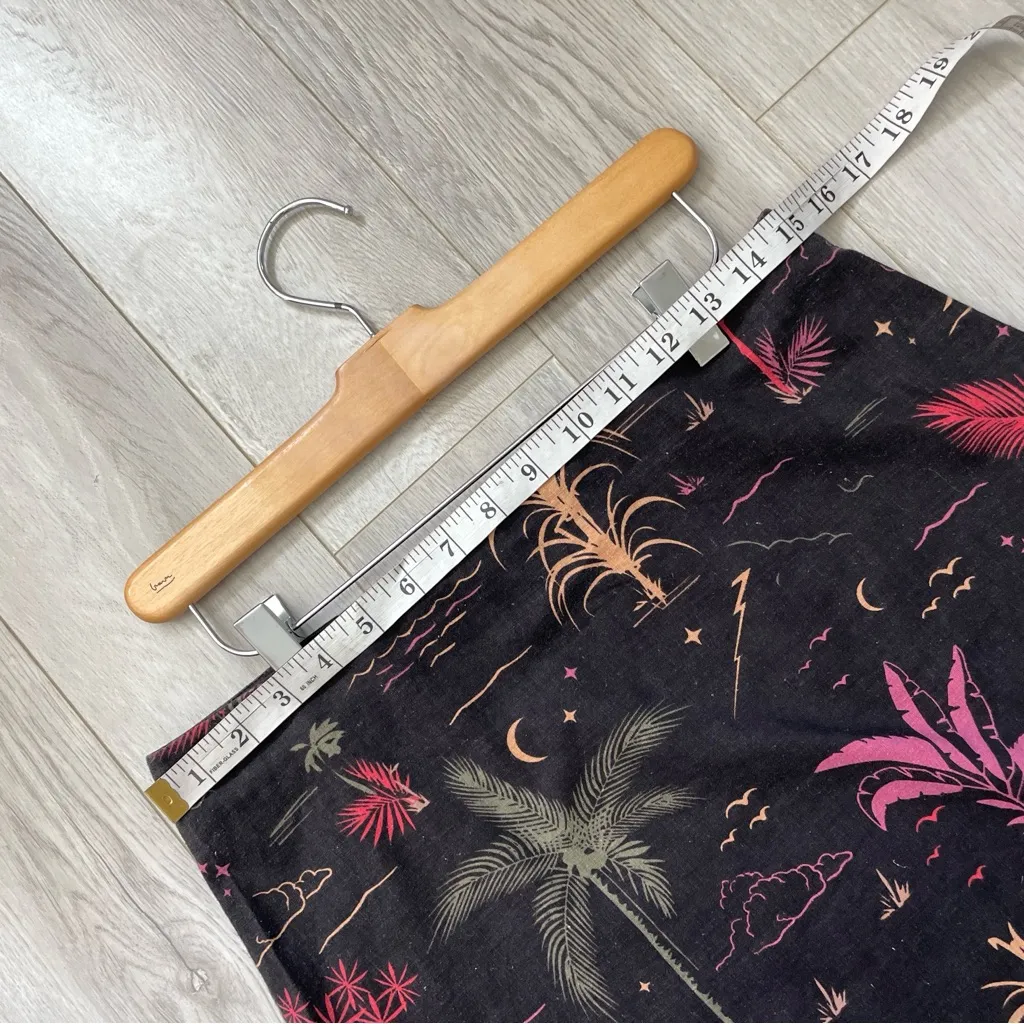 Marine Layer Skirt hemp midi beach wizard print womens Black (size 6) vacation - Image 3