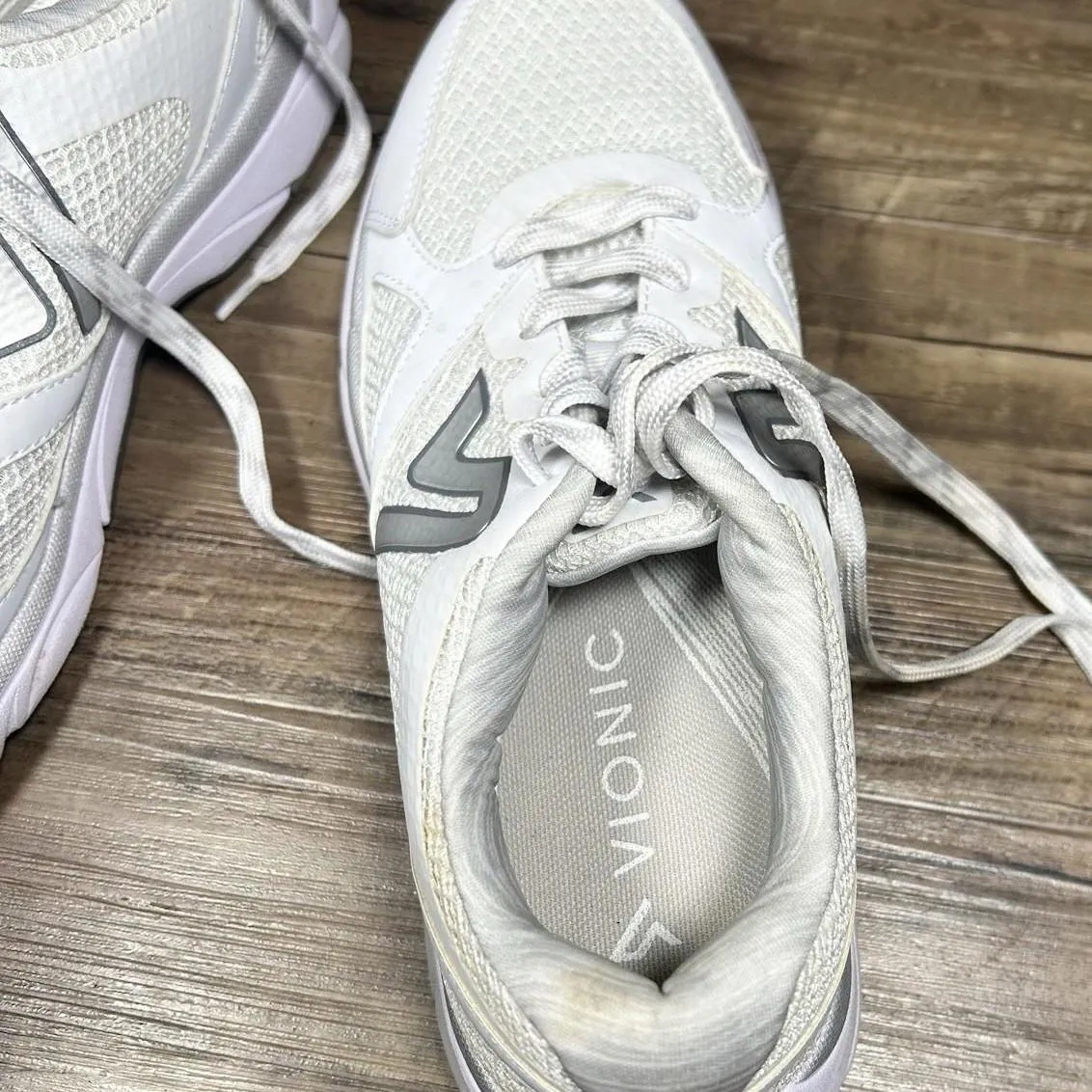 Vionic Women's Satima Active Sneaker White/Silver, Size 9 Comfortable - Image 7