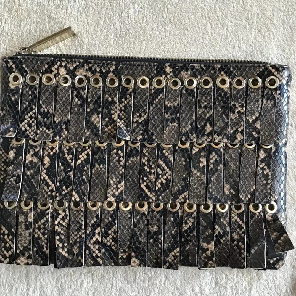 TOPSHOP faux snake skin fringe clutch - Image 8