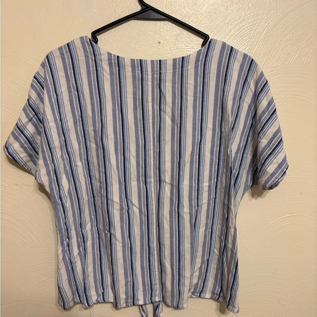 Como Vintage Striped Button-Up Blouse - Image 8