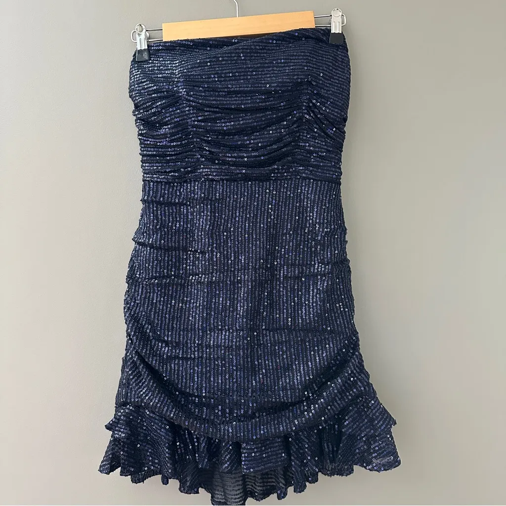 Elegant Navy Blue Strapless Dress size 8 NWT - Image 3
