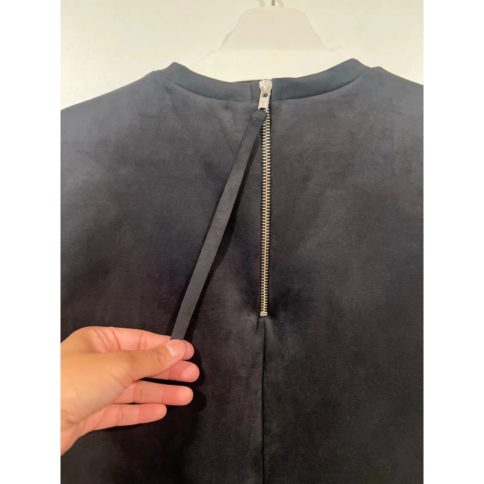 ZARA Minimalist Vegan Suede Black Short Sleeve T Shirt Style  Dress   Medium - Image 5