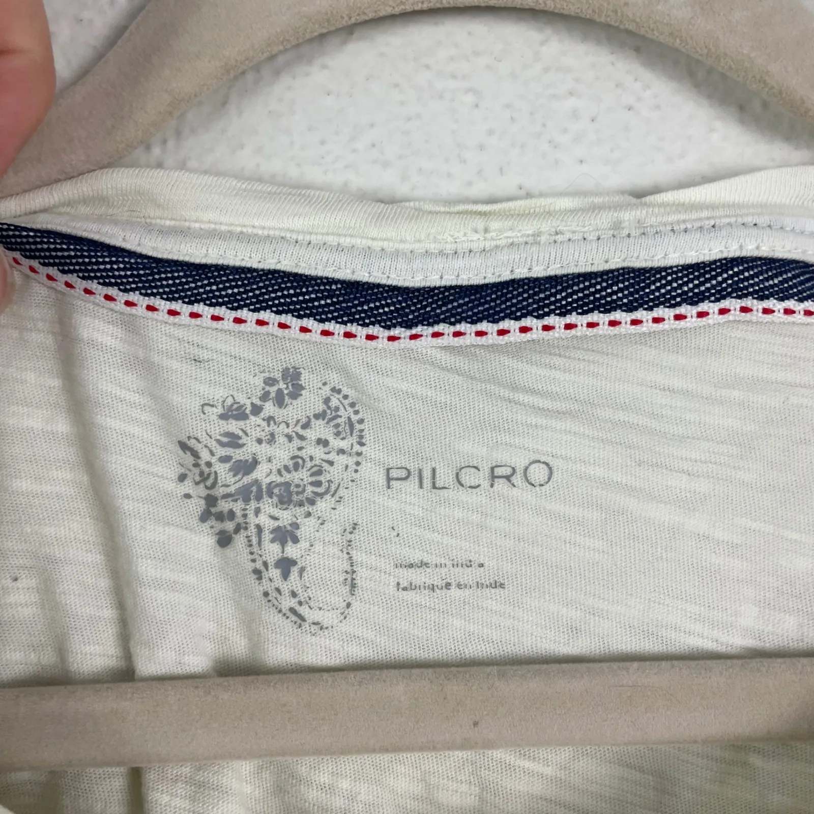 PILCRO Women's Cream Tiger Rose Graphic T Shirt Top Size S Loose Flowy - Image 4