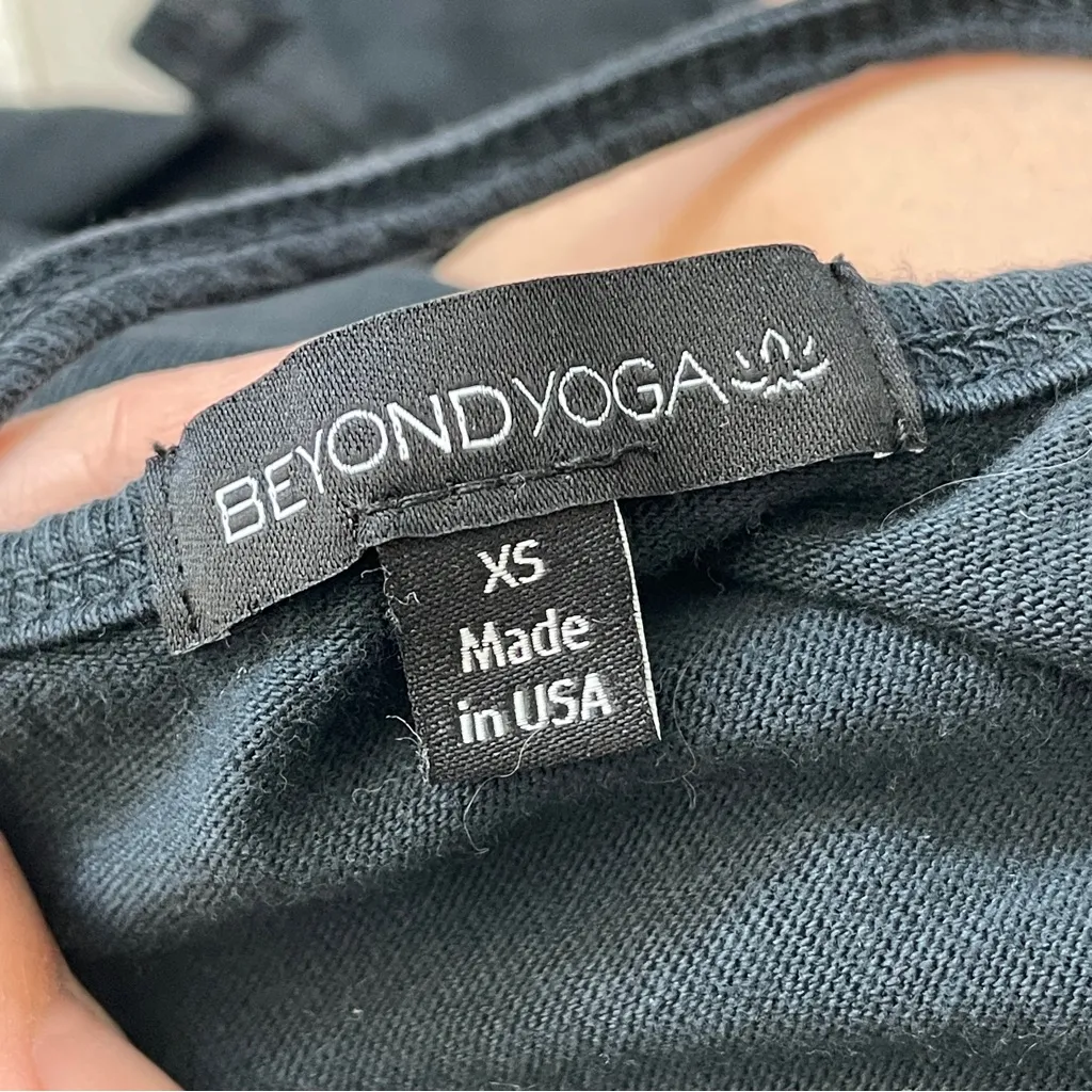 Beyond Yoga Jumpsuit cotton breezy racerback crop womens Black xsmall athleisure - Image 2