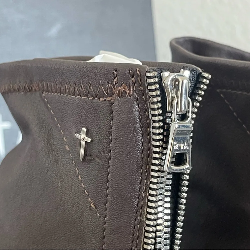 $745 NIB RTA WOMEN SHORT WESTERN CEDAR BOOTS SZ 39 / 9 - Image 7