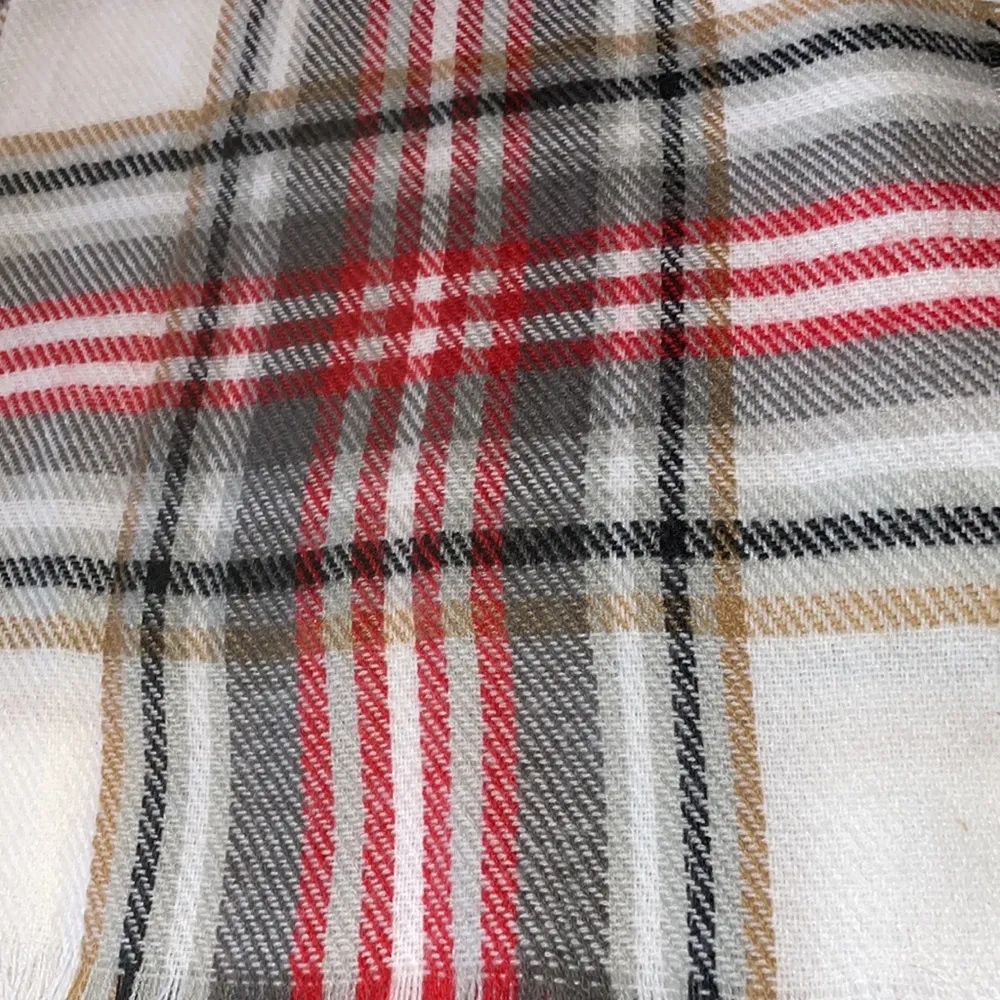 🧣Twig & Arrow Cozy Plaid Blanket Scarf🧣NWT - Image 3
