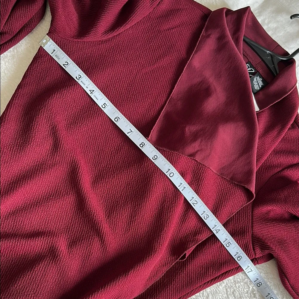 Elegant Burgundy Duster Wrap Coat with Pockets Size Medium - Image 11