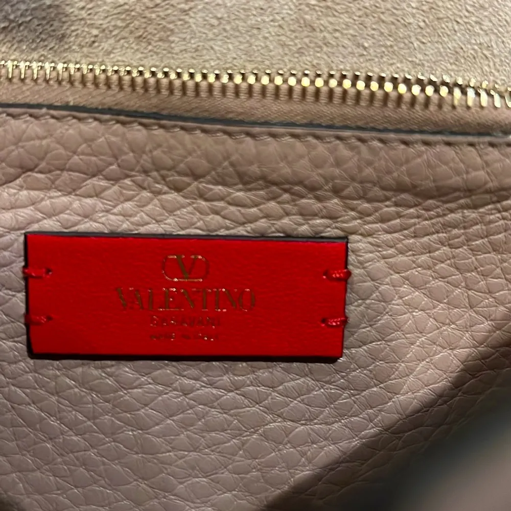 Valentino Garavani Rockstud Leather Crossbody Mauve Pink EXCELLENT Retail $1,950 - Image 12