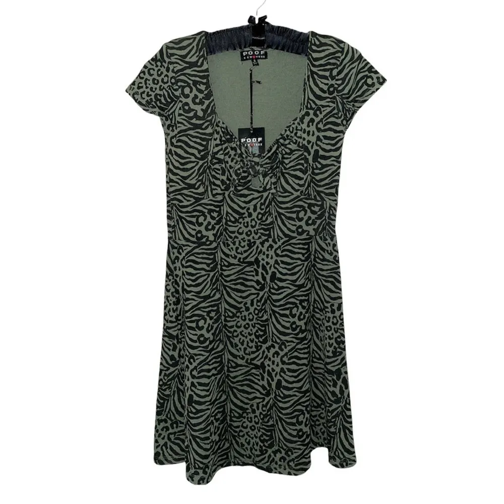 Poof New York Animal Print Sage Green Front Tie Cap Sleeve Mini T-shirt Dress S - Image 3