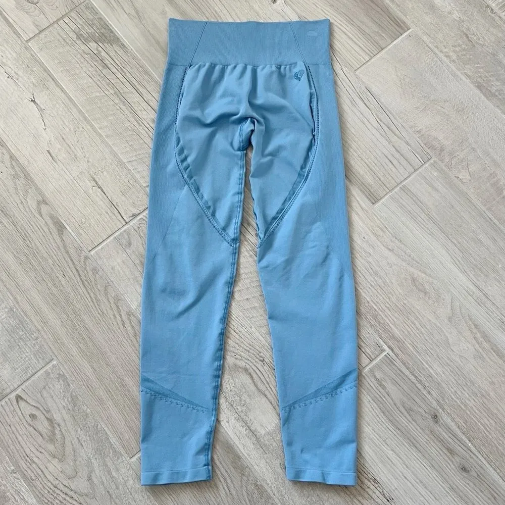 Women’s Best Renew Seamless Leggings in Coastal Blue Like New XL - Image 3