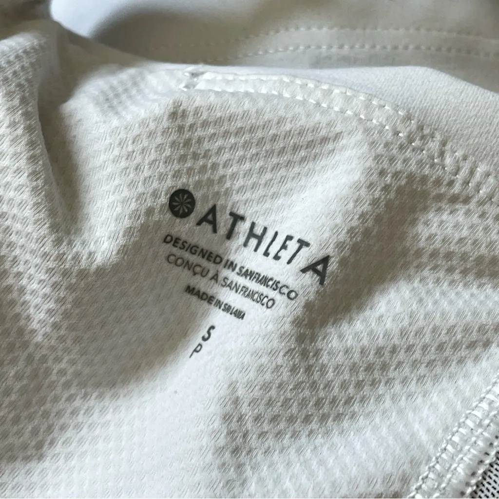 Athleta Workout Tank Top v neck womens White (small) built in bra gym athleisure - Image 2