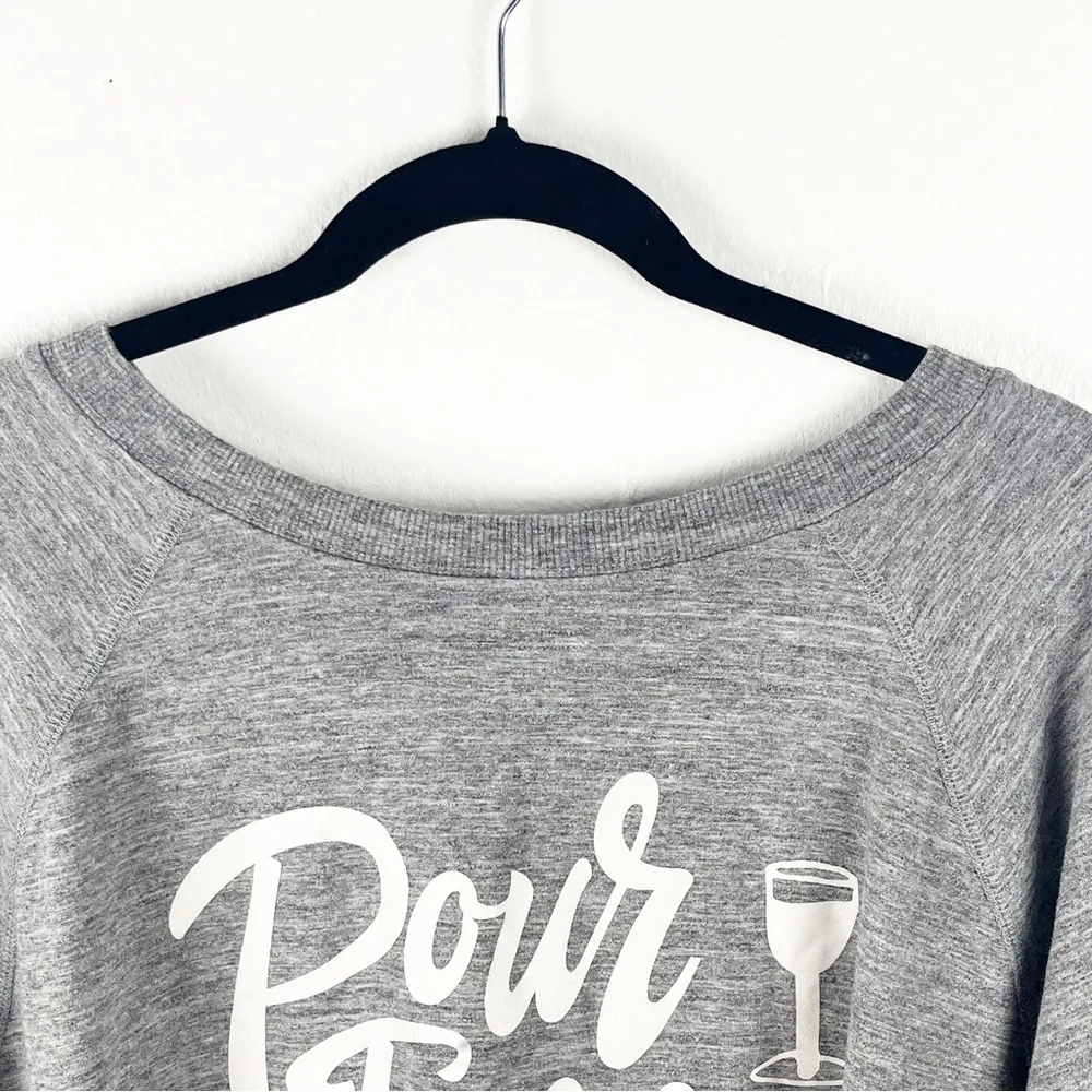 WILDFOX Gray “Pour Favor” Graphic Long Sleeves Sweatshirt, Size XL - Image 5
