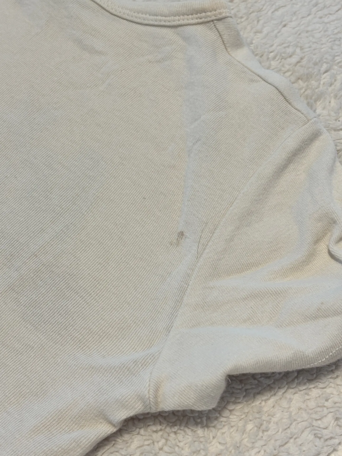 Urban Outfitters Graphic Top - Image 3