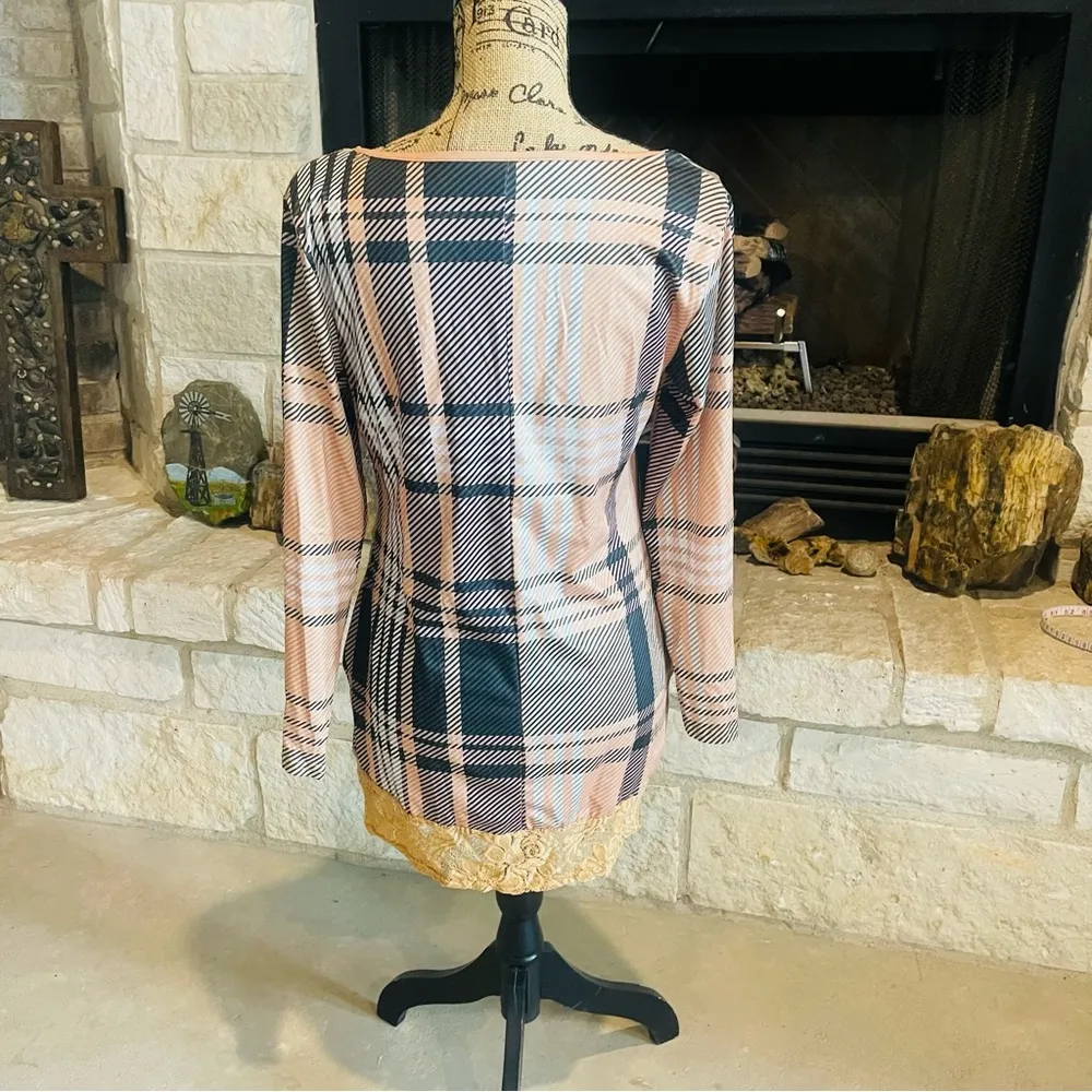 Plaid and Lace Button - Image 6