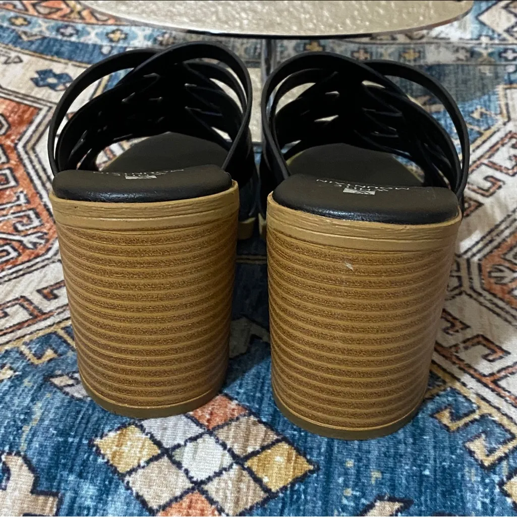 White Mountain Black Be Happy Weave Heel Size 10M - Image 5