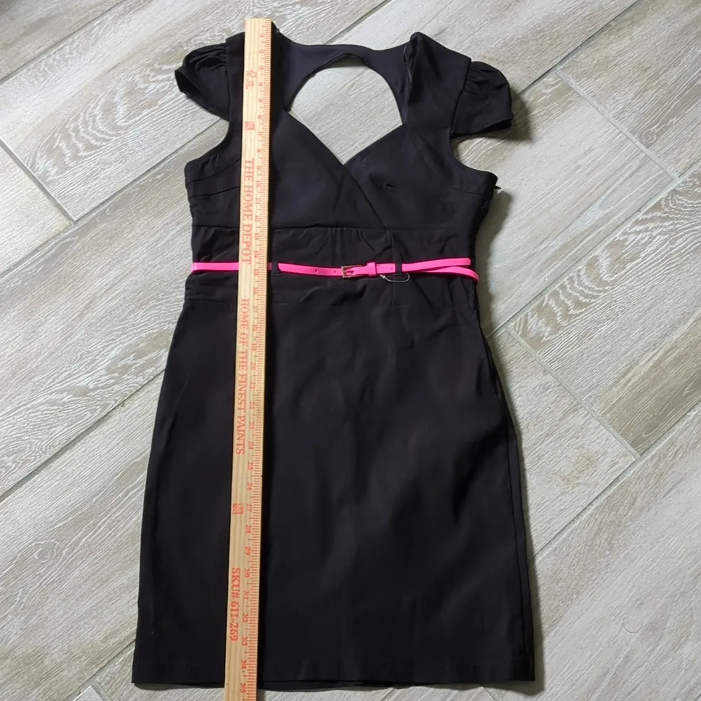 City Triangles Cap Sleeve Belted Ponte Dress with Cut Out Back Size 11 - Image 10