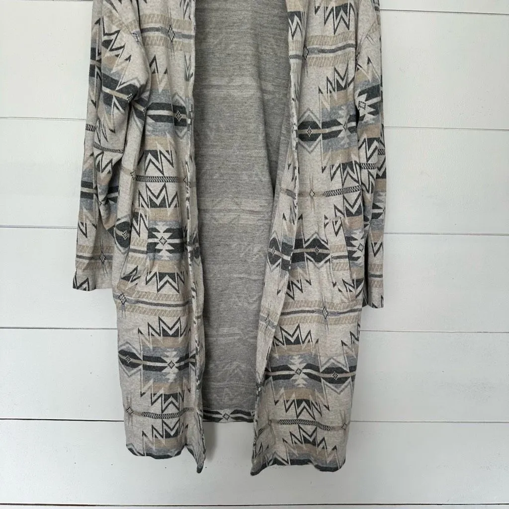 Faherty Women’s Small Medium Aztec Robe - Image 2