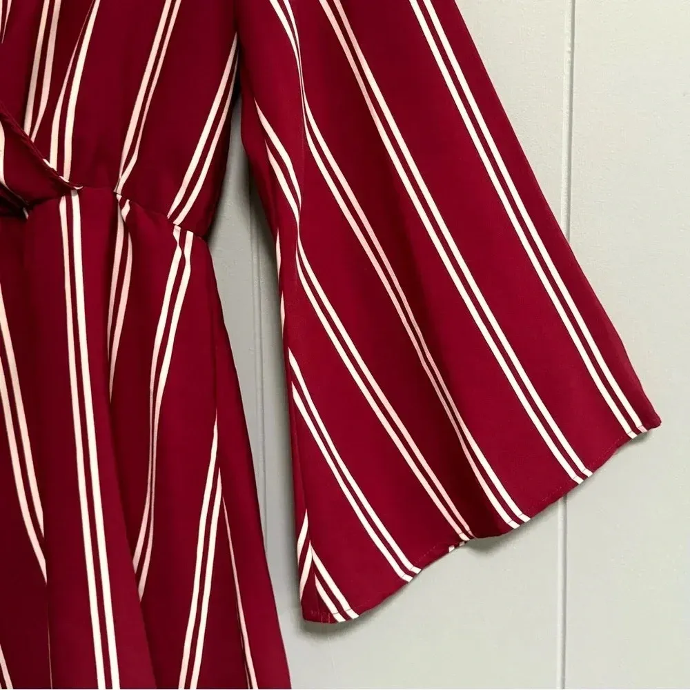 PEPPERMENT Vneck Long Flare Sleeves Back Tie Burgundy Stripe Short Romper Size M - Image 4