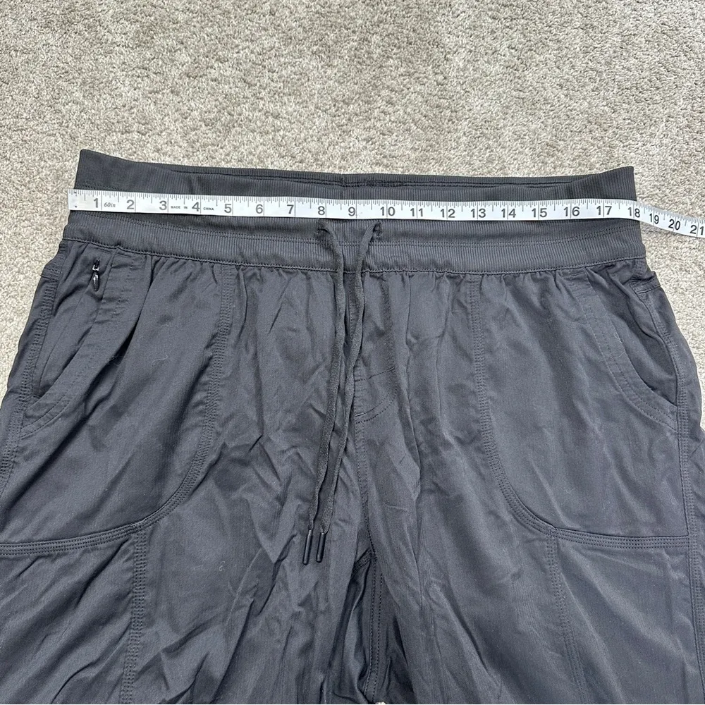 The North Face Women’s Aphrodite Capri Pants Pull On Outdoor Hiking in Black 1X - Image 9