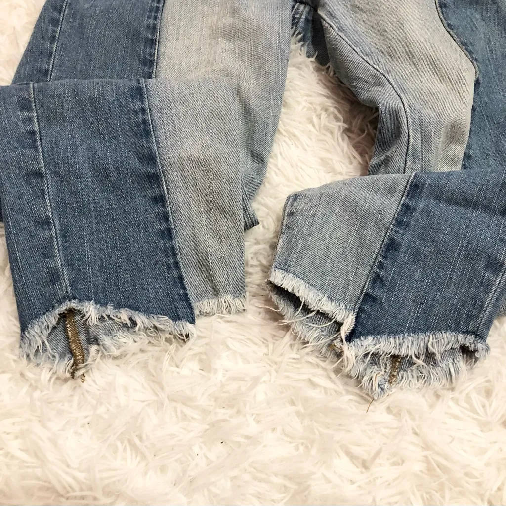 American Eagle‎ Vintage High Rise Two Tone Fringe Button Fly Jeans 4 - Image 6
