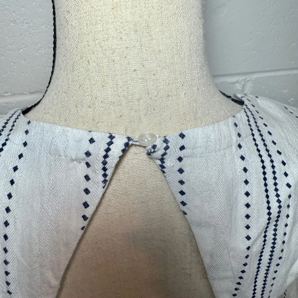 After Market White and Blue Plunge Neck Backless Mini Dress Size Small - Image 6