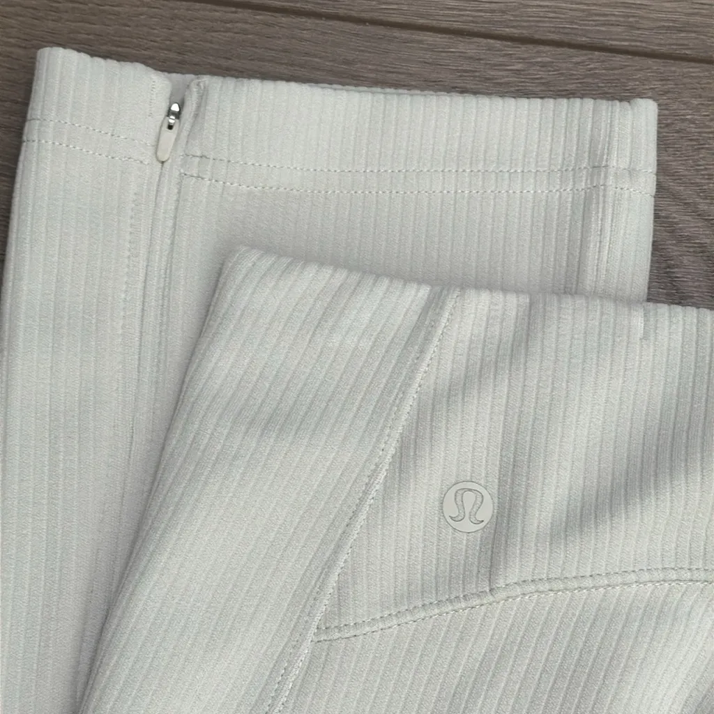 Lululemon Ribbed Softstreme Zip Leg High rise Cropped Pants 25" Bone‎ Size 4 - Image 9