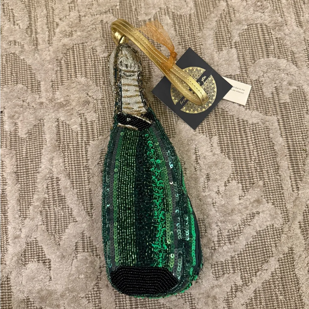 NWT Viral Green Beaded Champagne Wine Bottle Wristlet Clutch Bag Made in India - Image 3