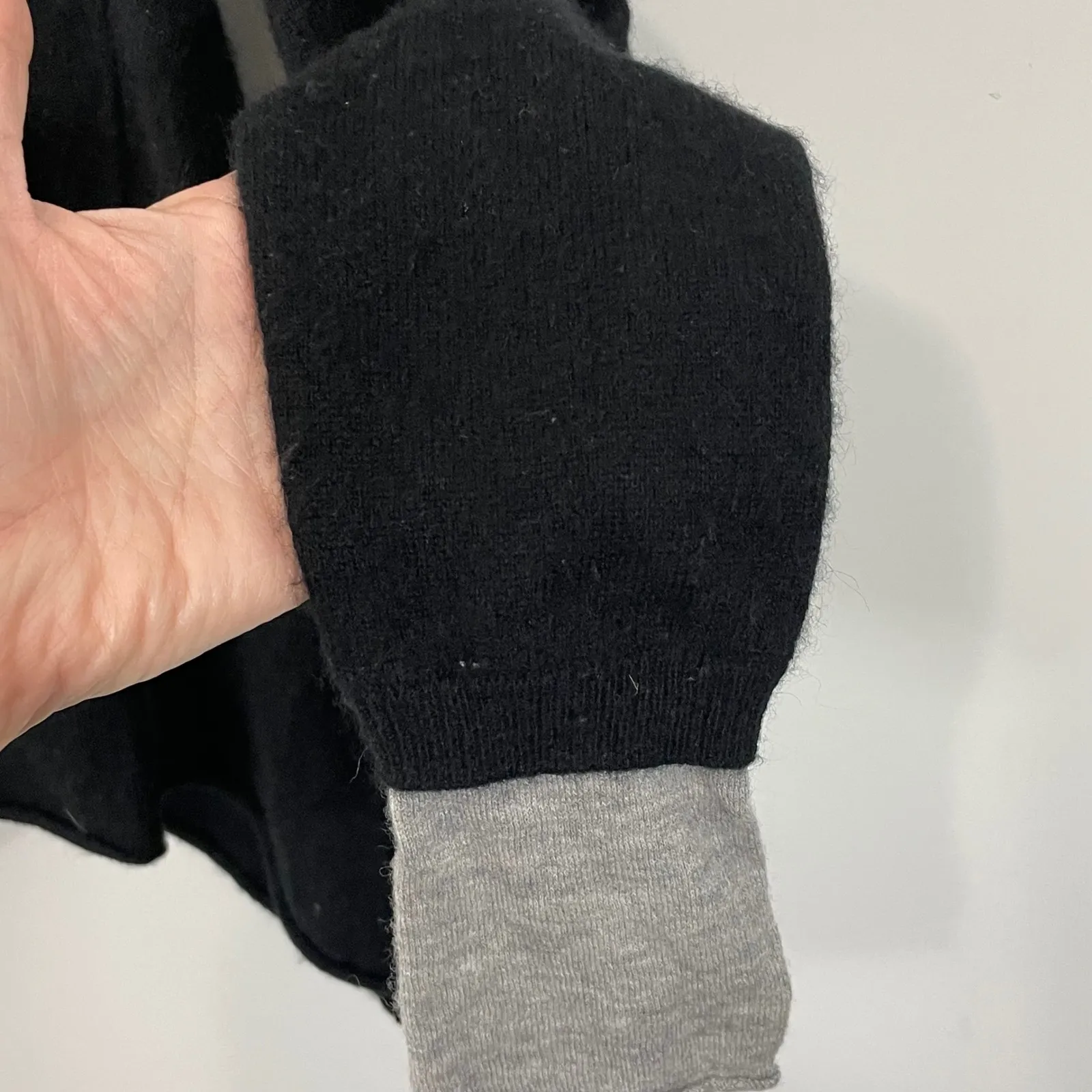 Zadig & Voltaire Daphnee New C Black Cashmere Cardigan Sweater M‎ Open Waterfall - Image 3