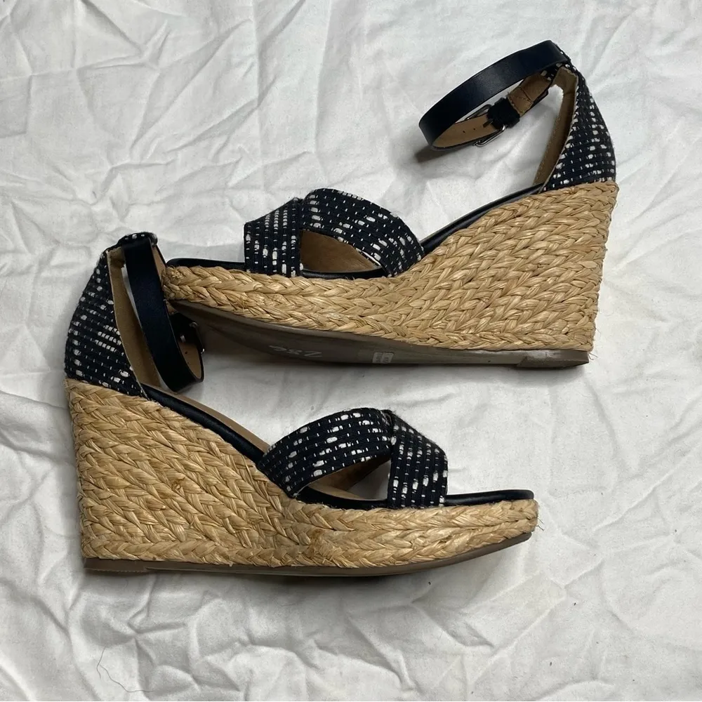 DV by Dolce Vita black and white espadrille wedges size 7.5 - Image 6