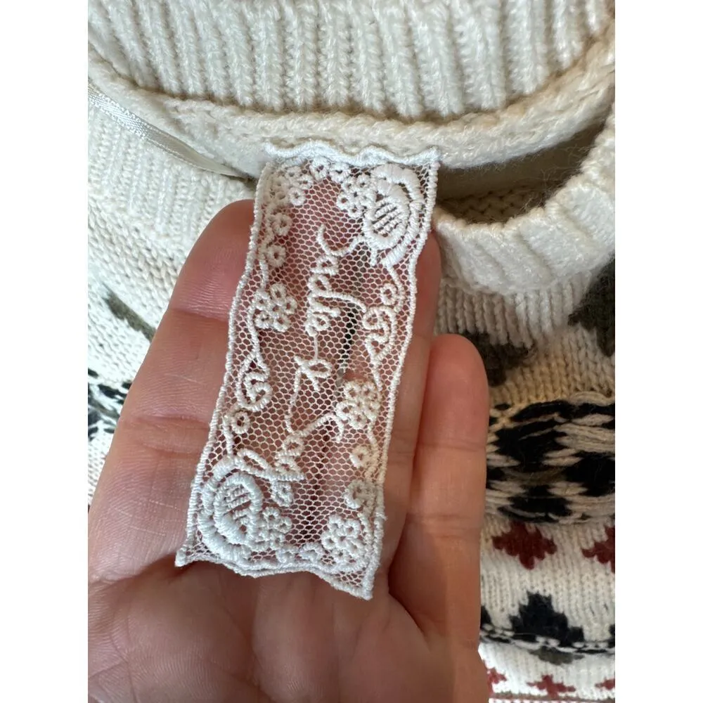 Sadie & Sage Anthropologie Oversized Cropped Sweater Women’s Large Cream Red - Image 4