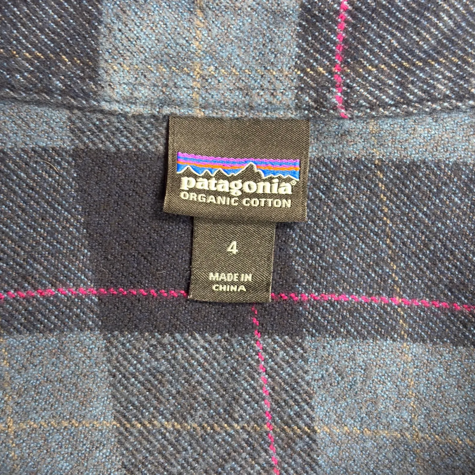 Patagonia Organic Cotton Flannel Plaid Shirt Womens  Size 4 Cabincore Grunge - Image 4