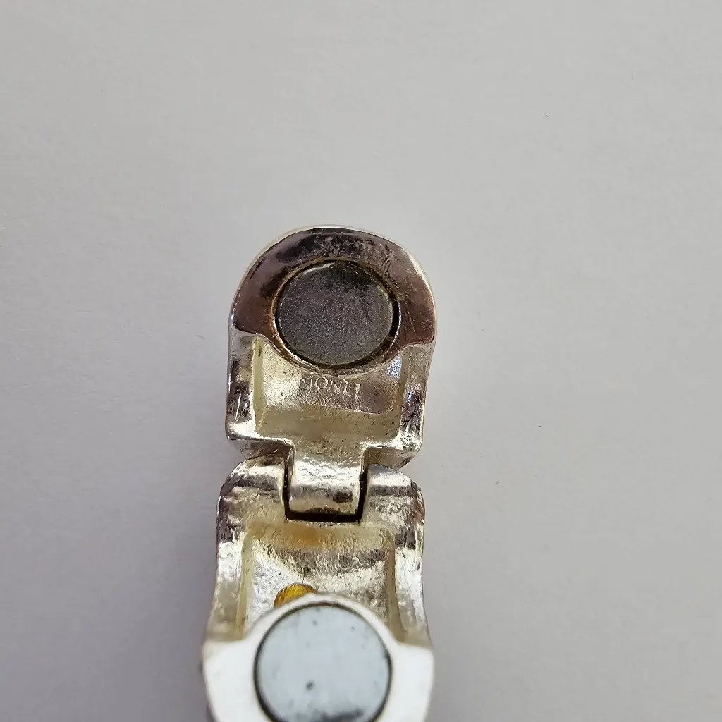 Vintage Monet Rhinestone Silver Tone Metal Magnetic Clip on earrings - Image 7