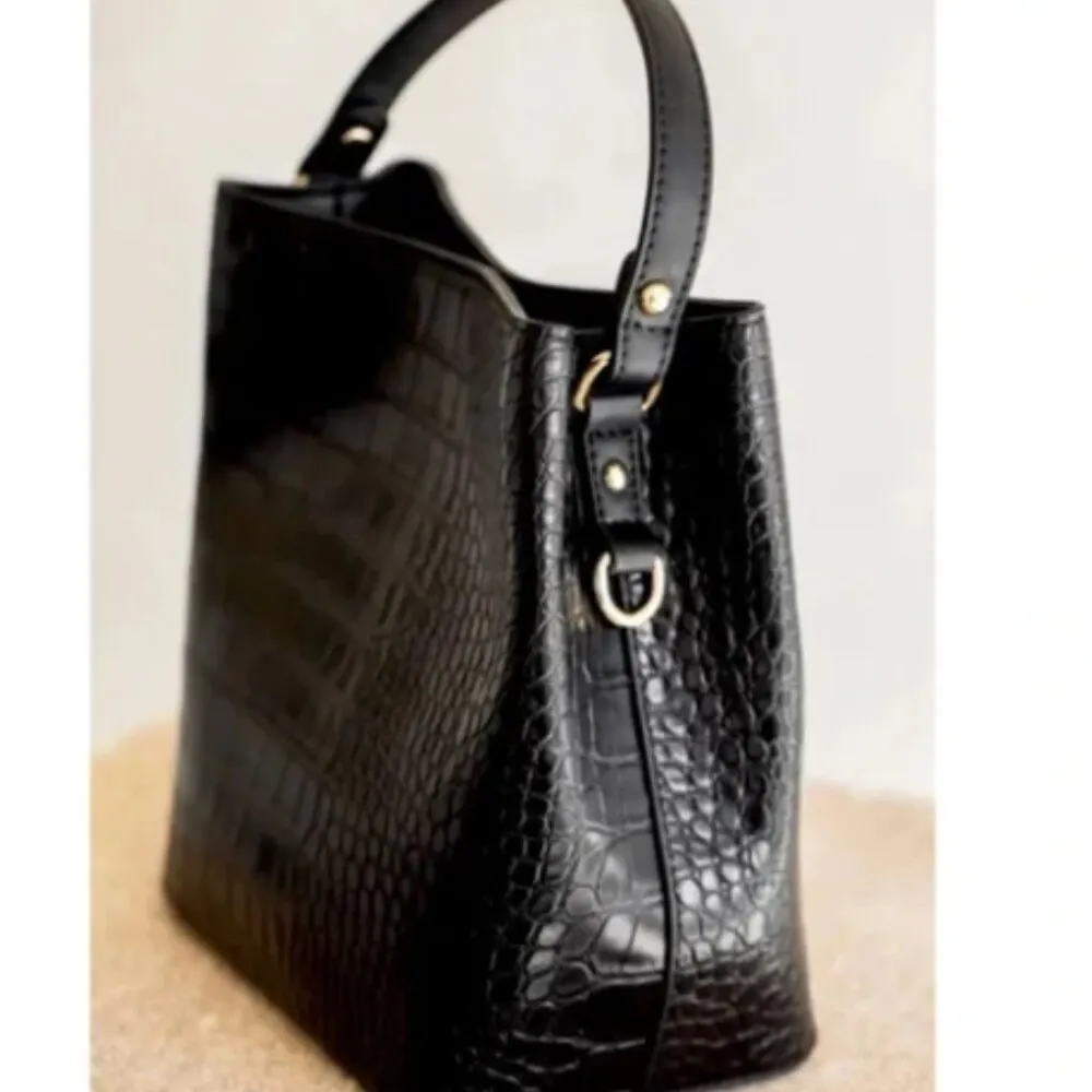 NWT AOTA Elena Crossbody Bucket Bag in Black Croc Vegan Leather - Image 5