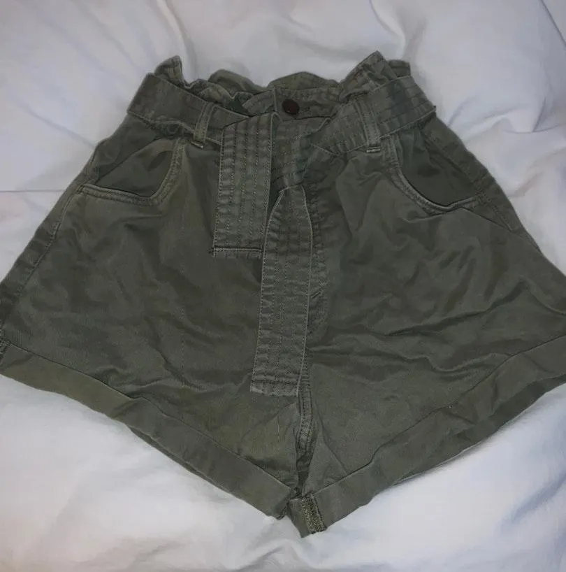 Shorts - Image 2
