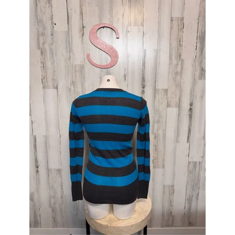 Bongo stripped long sleeve blouse size small - Image 5