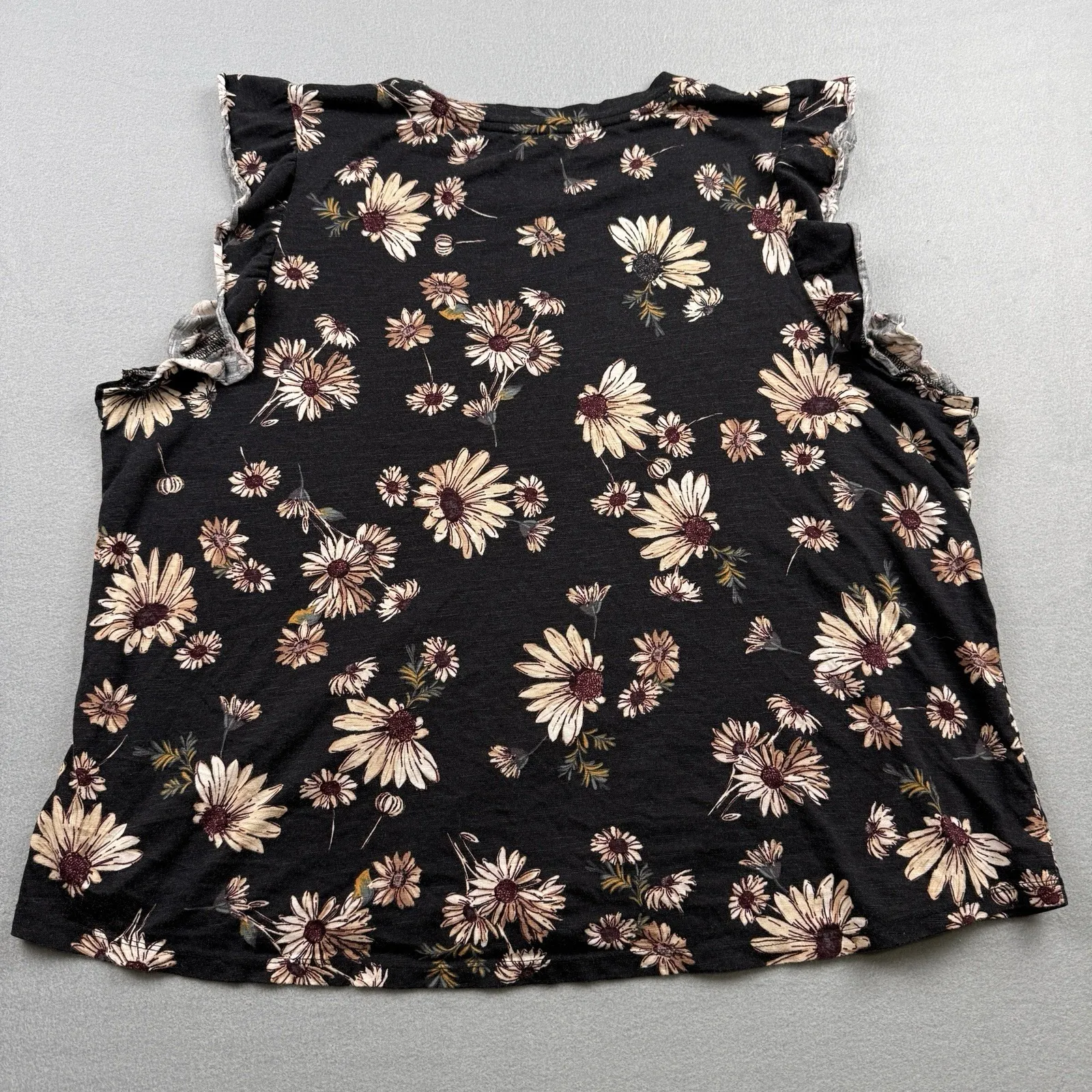 Maurices Women's Floral Tank Top Black Daisy Print Ruffle Sleeves Size 2X - Image 9