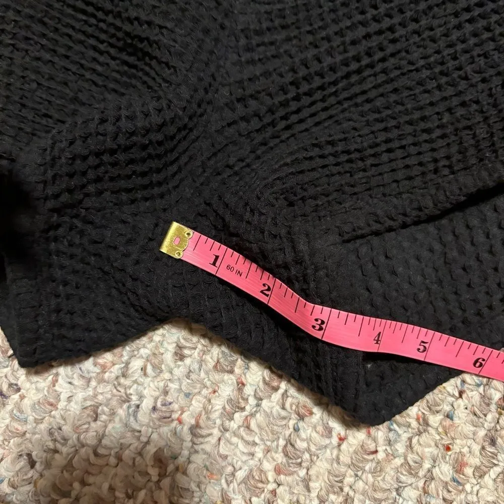 NWOT DONNI. Waffle Henley Short Button - Image 8