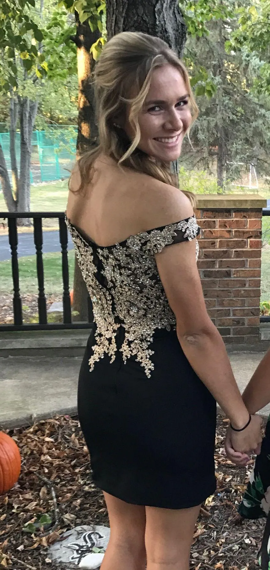black short homecoming/ prom dress - Image 2