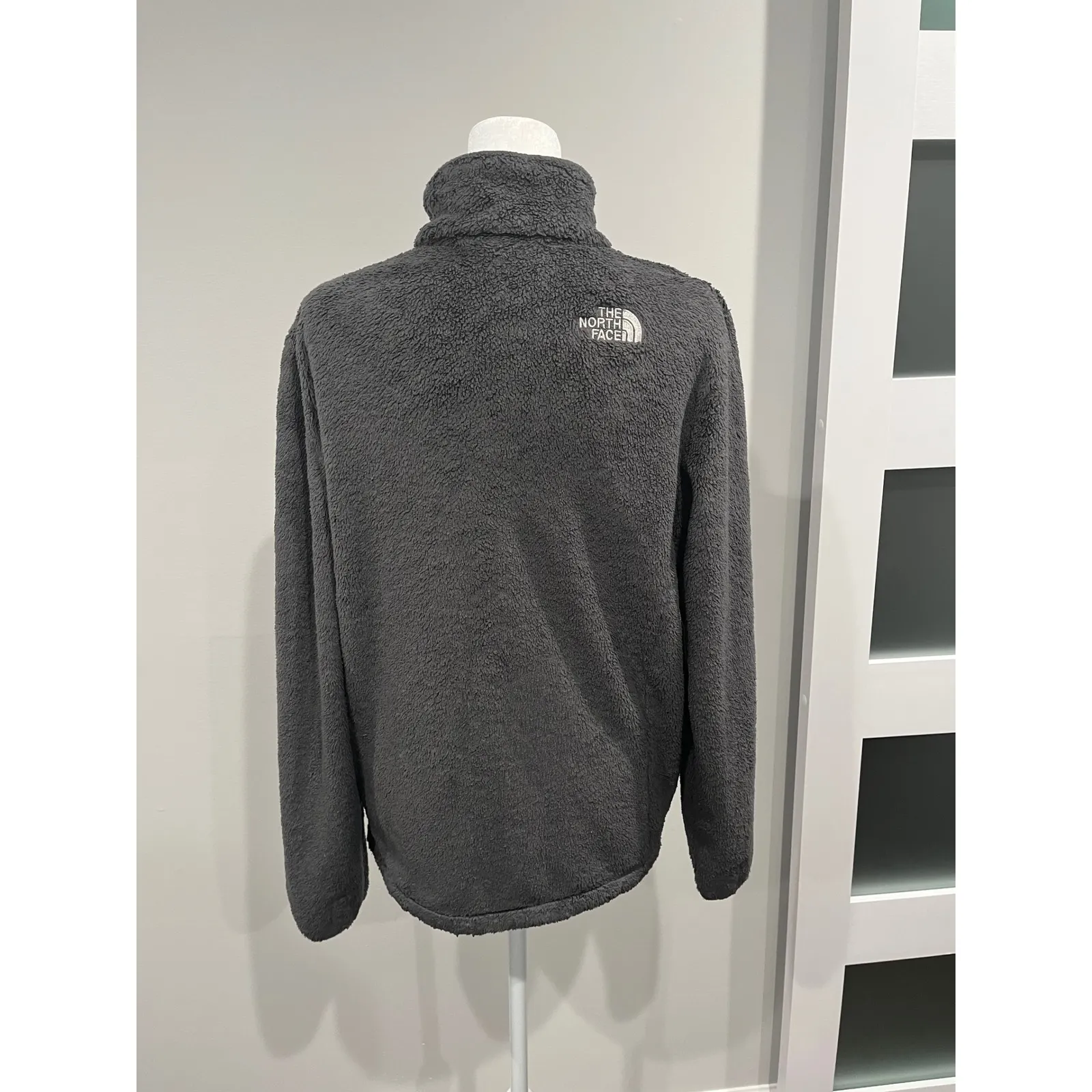 The North Face Womens Fleece Jacket Gray Zip Up Fuzzy Sherpa Warm Size M - Image 3