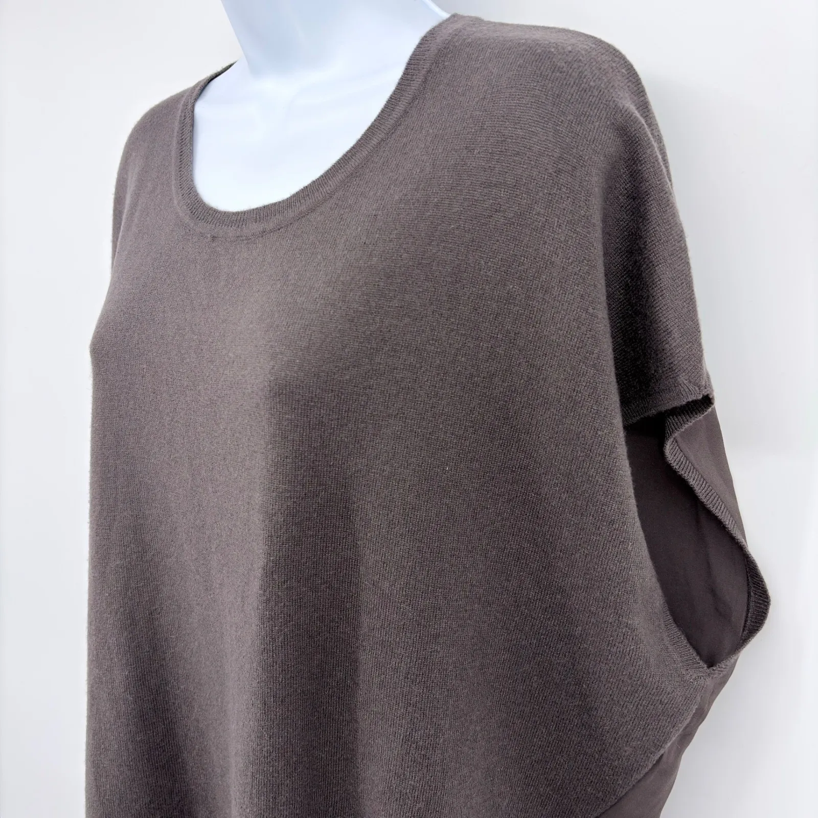 Vince Cashmere Silk Mixed Media Top Taupe Cap Sleeve Boxy M Poncho Effect - Image 3