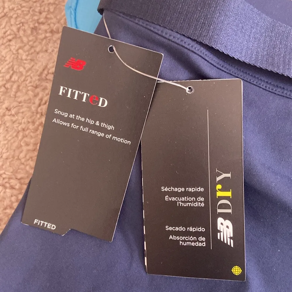 *New balance bike shorts. M - Image 10