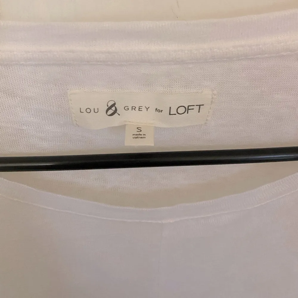 100% Linen White Twist Front Short Sleeve Tee - Image 3