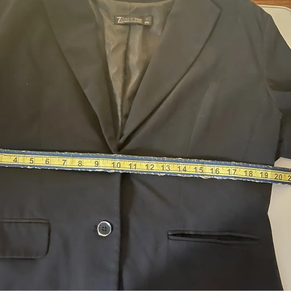 Black Women's Blazer Size 14 - Image 6