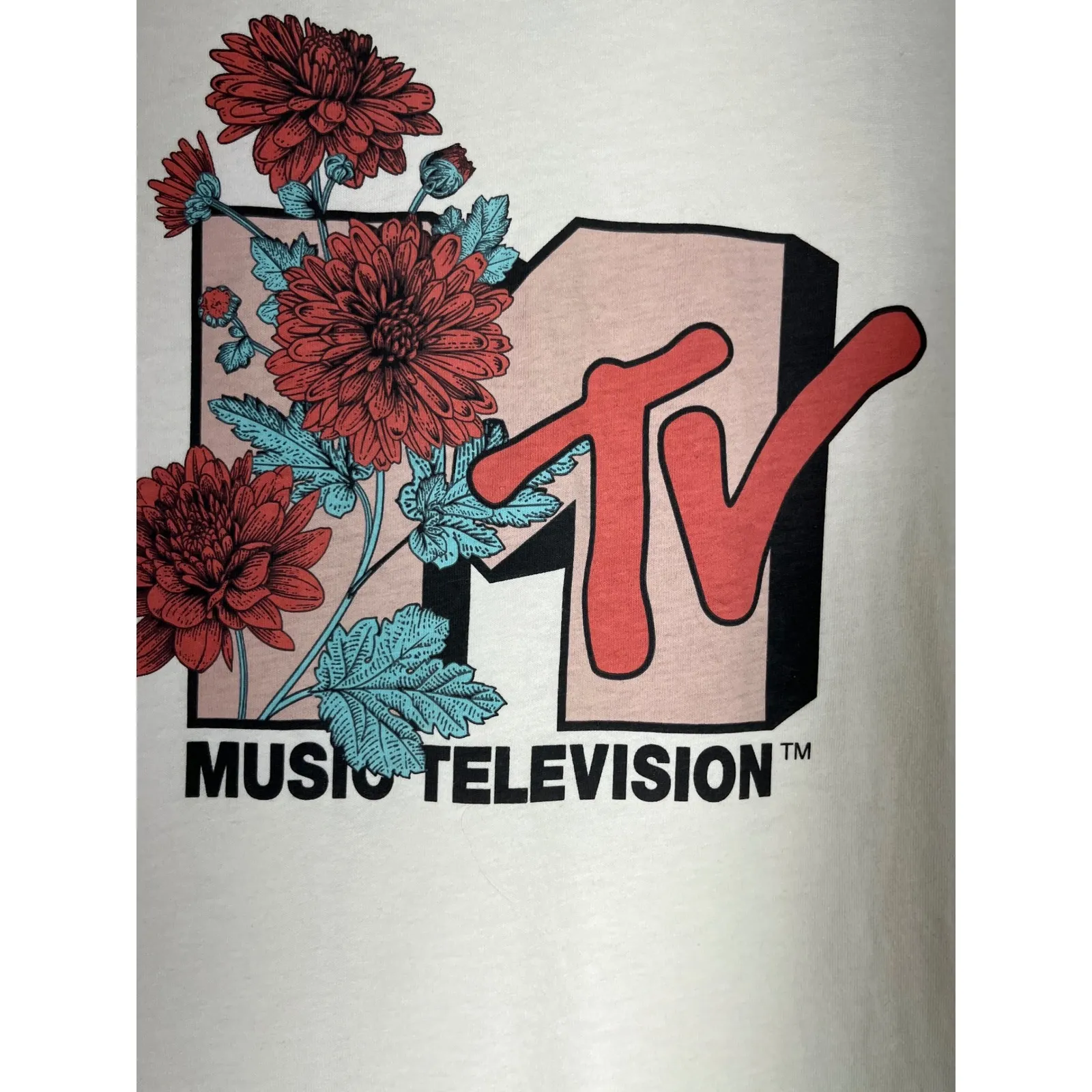 MTV Music Television 2021 Graphic Tee Shirt Womens Size Medium Cream Floral Logo - Image 2