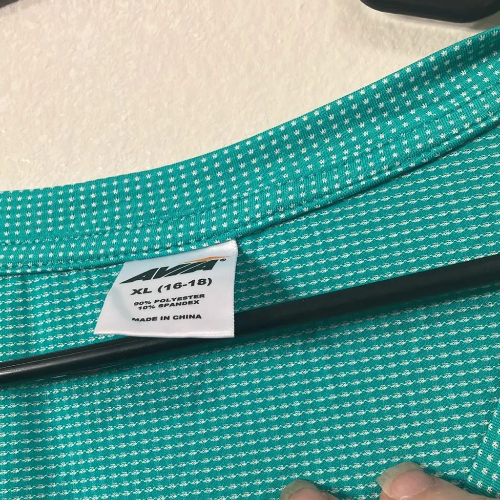 FINAL MARKDOWN Ladies Avia top xl - Image 3