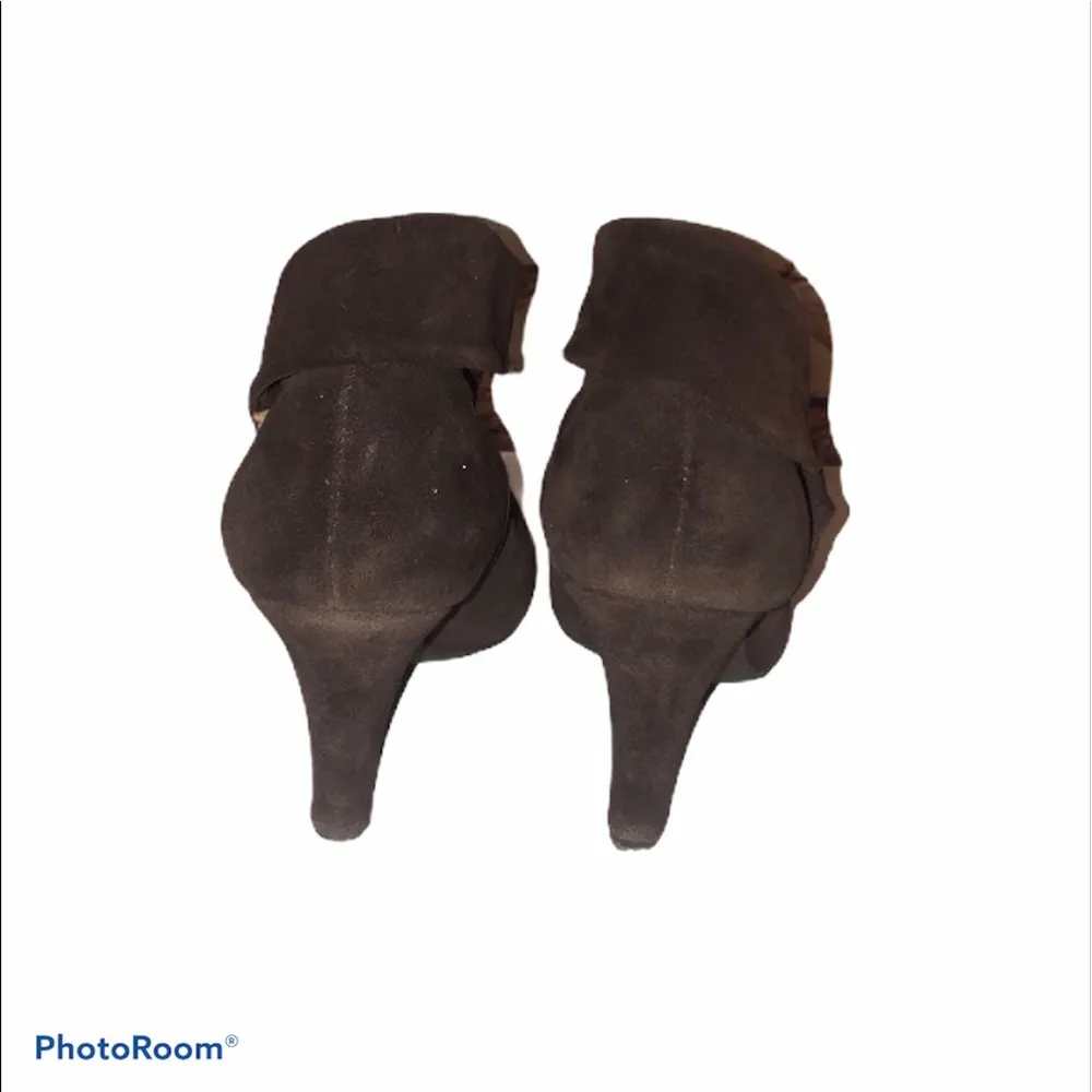 Enzo Angiolini EUC -  Suede Foldover High Heel Ankle Boot - Image 4