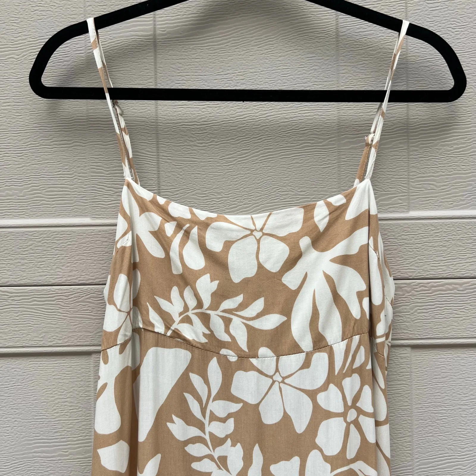 Abel the Label Maxi Dress Floral White Tan Spaghetti Strap Size XL - Image 3