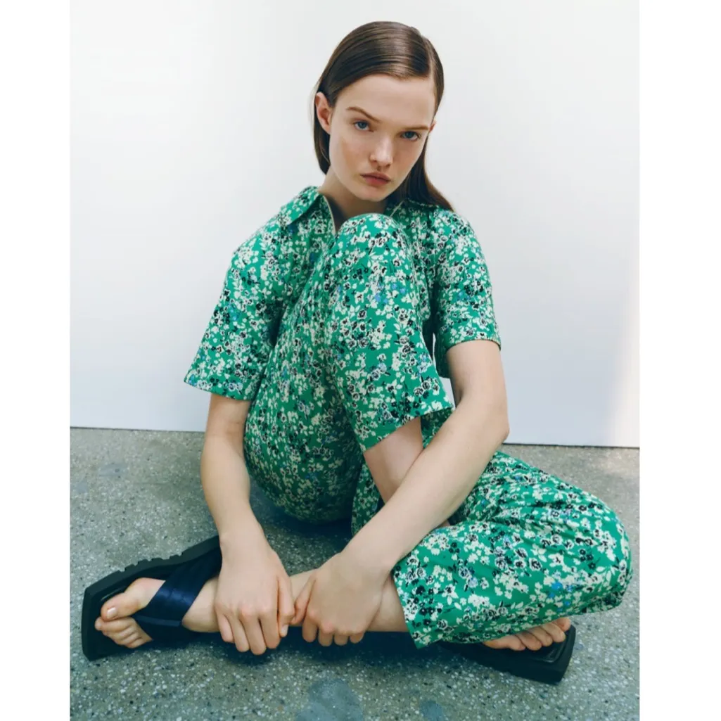 NWT Zara ZIPPERED PRINTED JUMPSUIT Green Bloggers Fav Small - Image 3